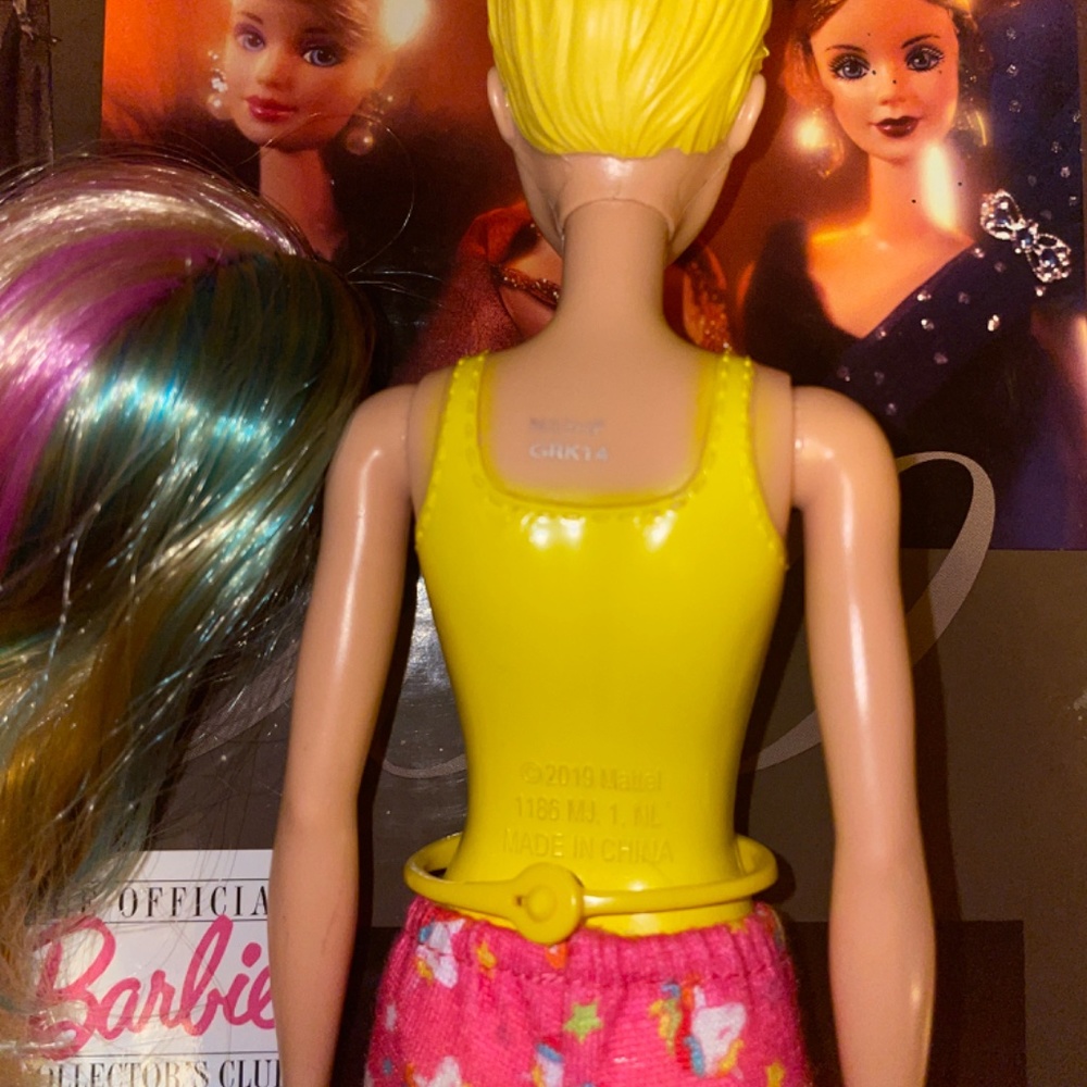 Barbie - Picture 4 of 4
